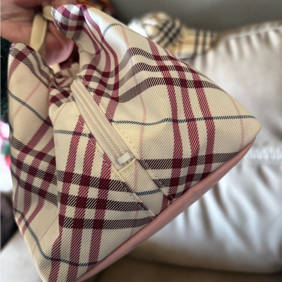LAST DAY ‼️ EUC Rare Burberry Blue Label Pink & White Novacheck Canvas Tote Bag - Picture 12 of 17